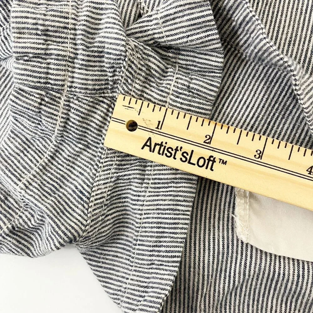 Abercrombie‎ & Fitch Navy Blue & White Striped Linen Shorts Belt Size Small